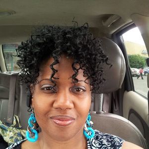 Meet your Posher, Nicole